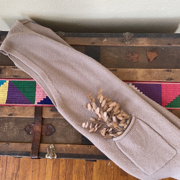 Long Knit Vest - Picture 10 of 11